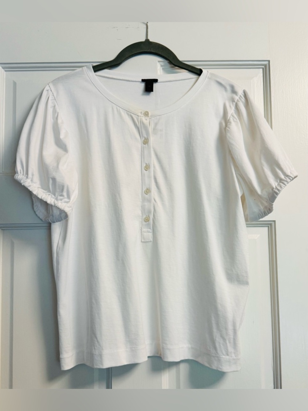 NWT J.Crew Henley Puff-Sleeve T-Shirt (M)